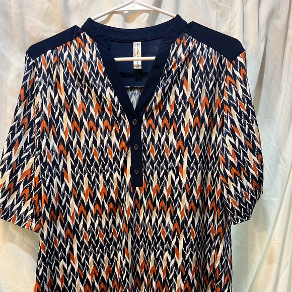 Perseption Consept blouse for business casual - Picture 1 of 3